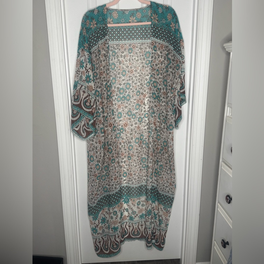 Floral Patterned Kimono